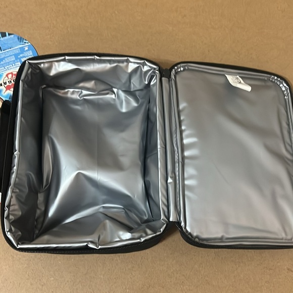 Bakugan Lunch Bag ⬇️ - Picture 6 of 7